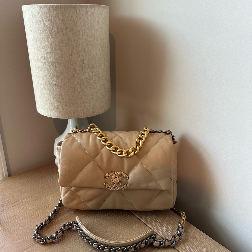 Chic Beige Quilted Chain Bag